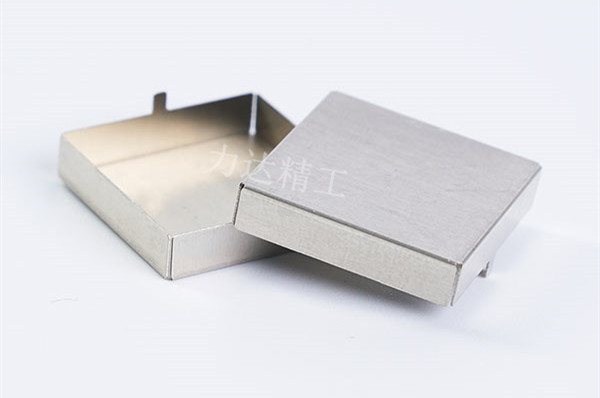 沖壓件屏蔽罩廠家,屏蔽罩凹模,屏蔽罩凸模